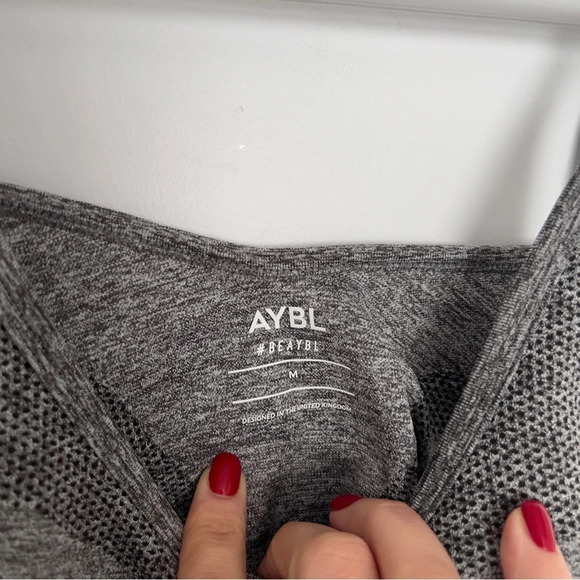 AYBL bundle Seamless Sports Bra with adjustable straps size M - Picture 8 of 12